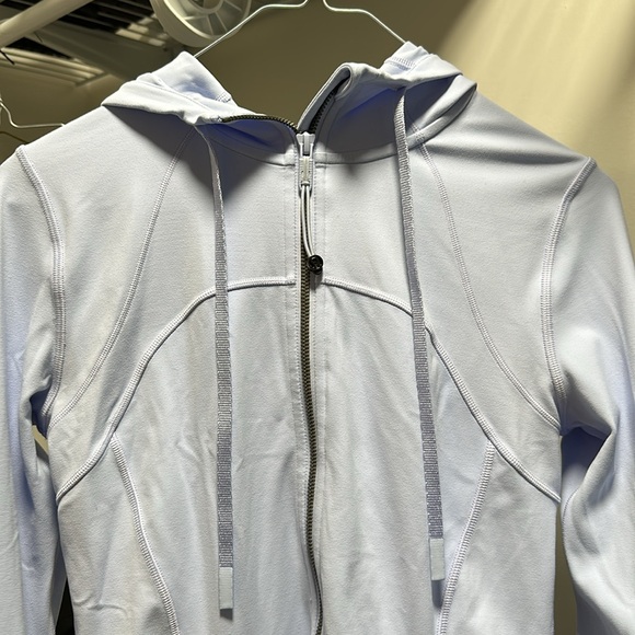 Baby Blue Lululemon hooded define jacket - barely worn - Picture 4 of 6